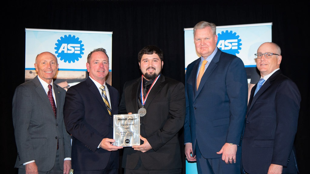 Automotive technology alumnus Zachery Ward receives the 2019 ASE Technician of the Future award.